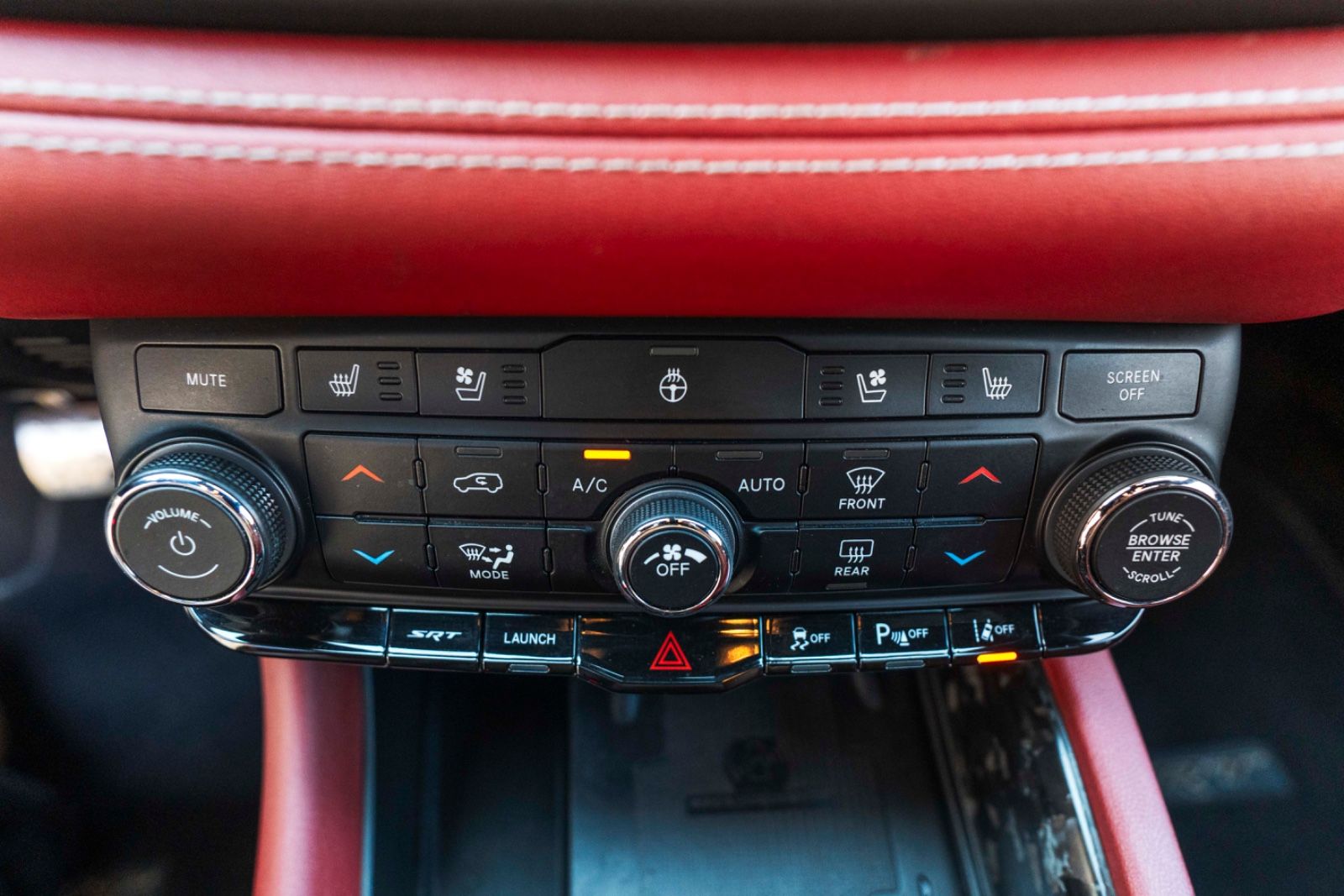 Fahrzeugabbildung Dodge Durango 6,4L SRT 392 LPG AHK KAM ACC H&K CARPLAY