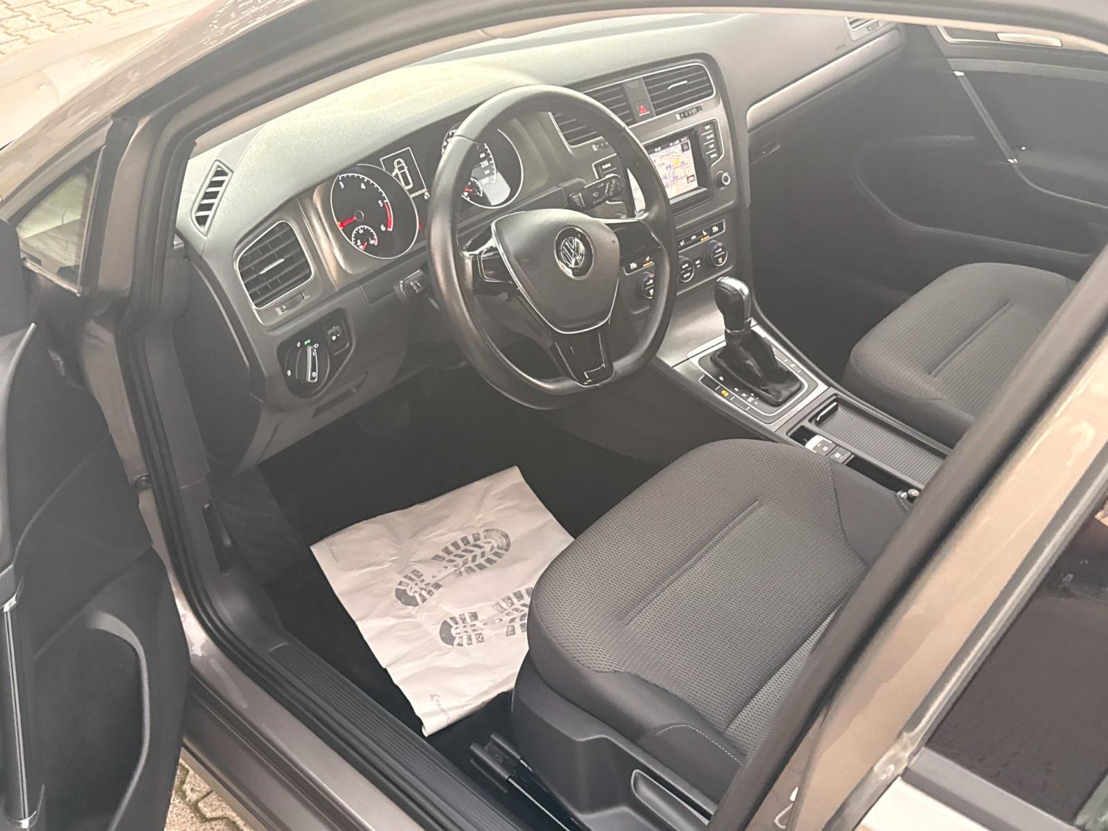 Volkswagen Golf 2013 — photo 23
