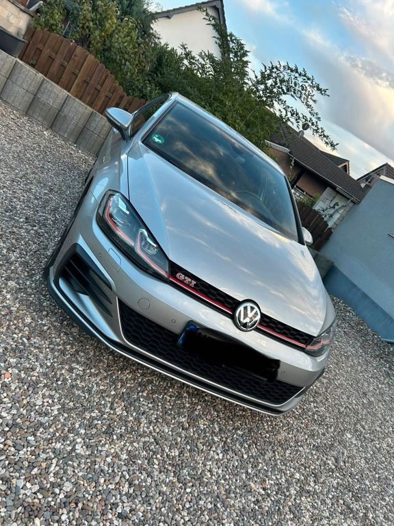 Image of Volkswagen Golf