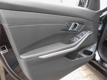 BMW 318 - 11