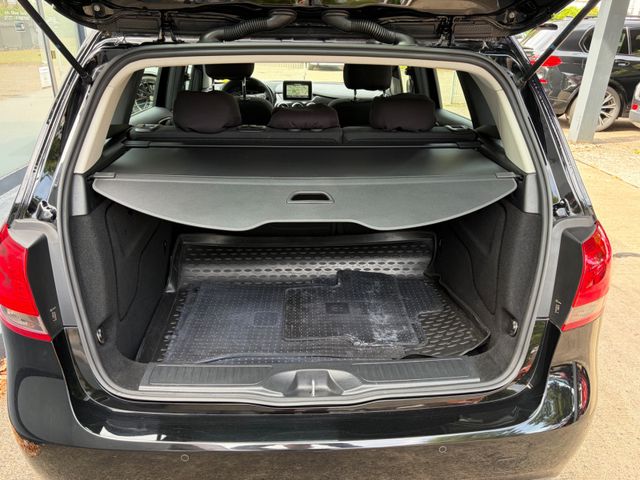 Fahrzeugabbildung Mercedes-Benz B 160 Automatik+Navi+BT+LM+SHZ+PDC+Tempomat