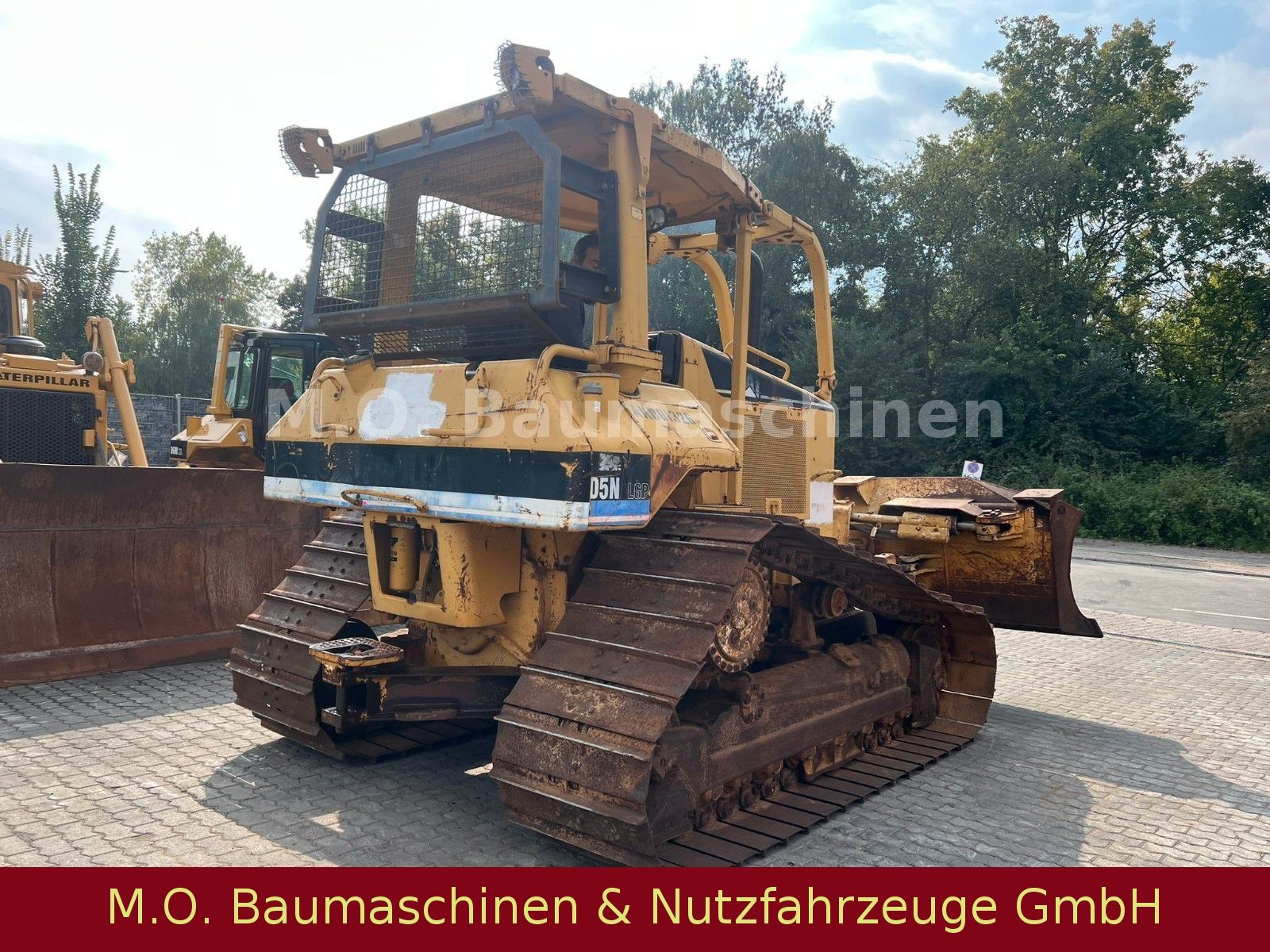 Fahrzeugabbildung CAT Caterpillar D 5 N LGP