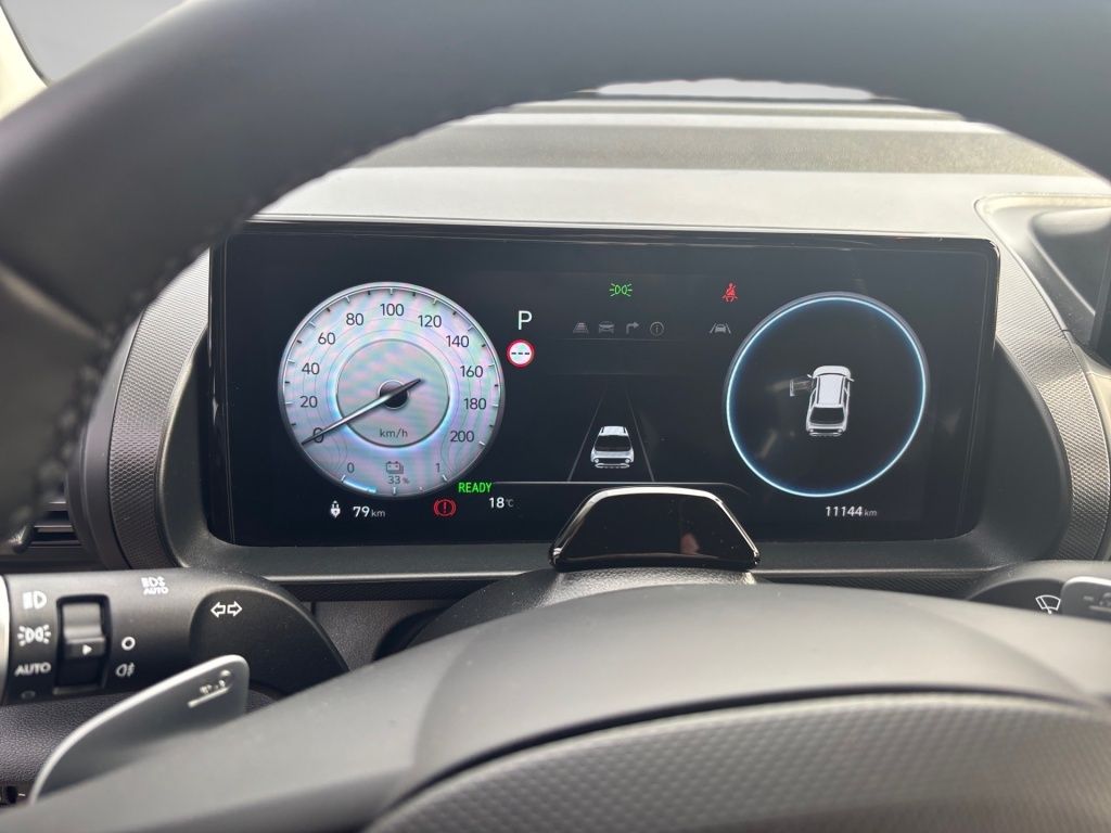 Fahrzeugabbildung Hyundai INSTER TREND ELEKTRO 2WD SHZ LHZ NAVI KAMERA PDC