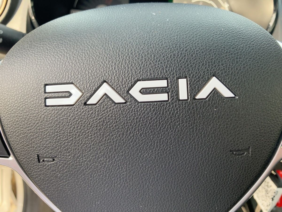 Dacia Spring - Bild 16