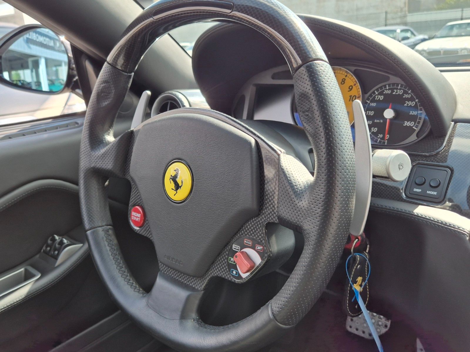 Fahrzeugabbildung Ferrari 599 GTB/Carbon Pack 2/GTO Räder/Ferrari SH/1A