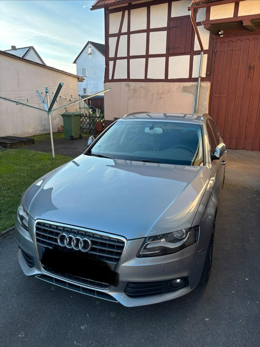 Audi A4 2011 — rear view