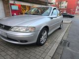 Opel opel vectra b - gebrauchte Opel Vectra aus dem Jahr 2001