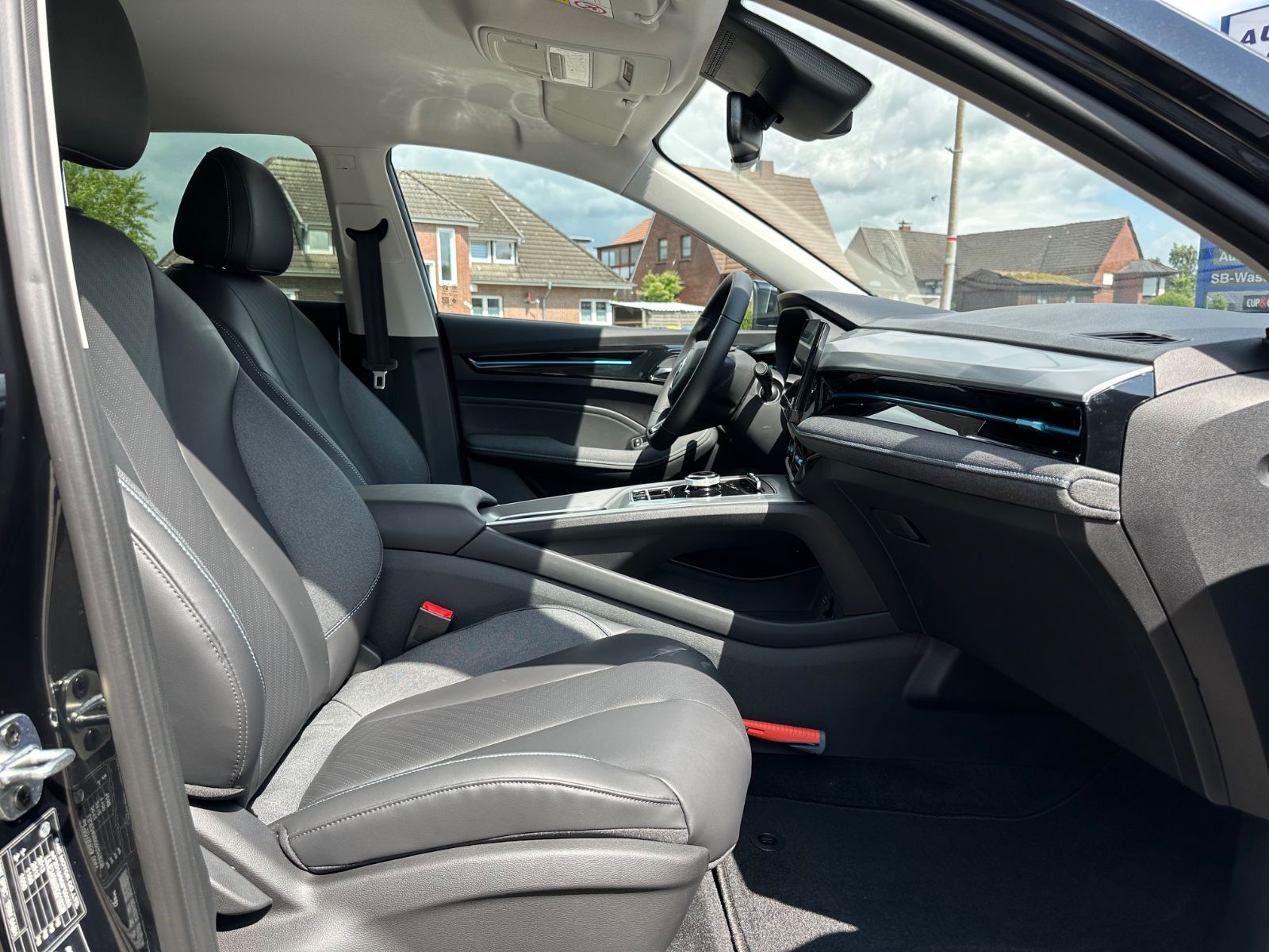 Fahrzeugabbildung MG MG5 Luxury Navi/ACC/LED/360°-Kamera/Shzg./17"