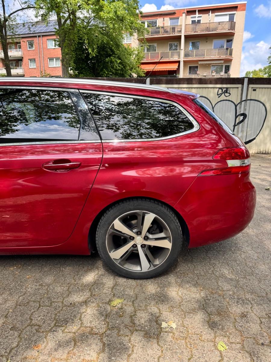 Peugeot 308 2015 — photo 6