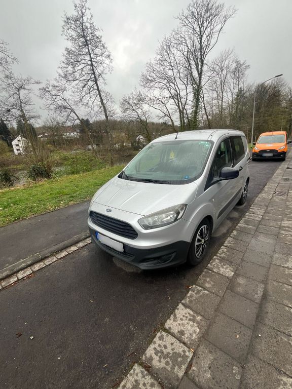 Ford Transit Courier