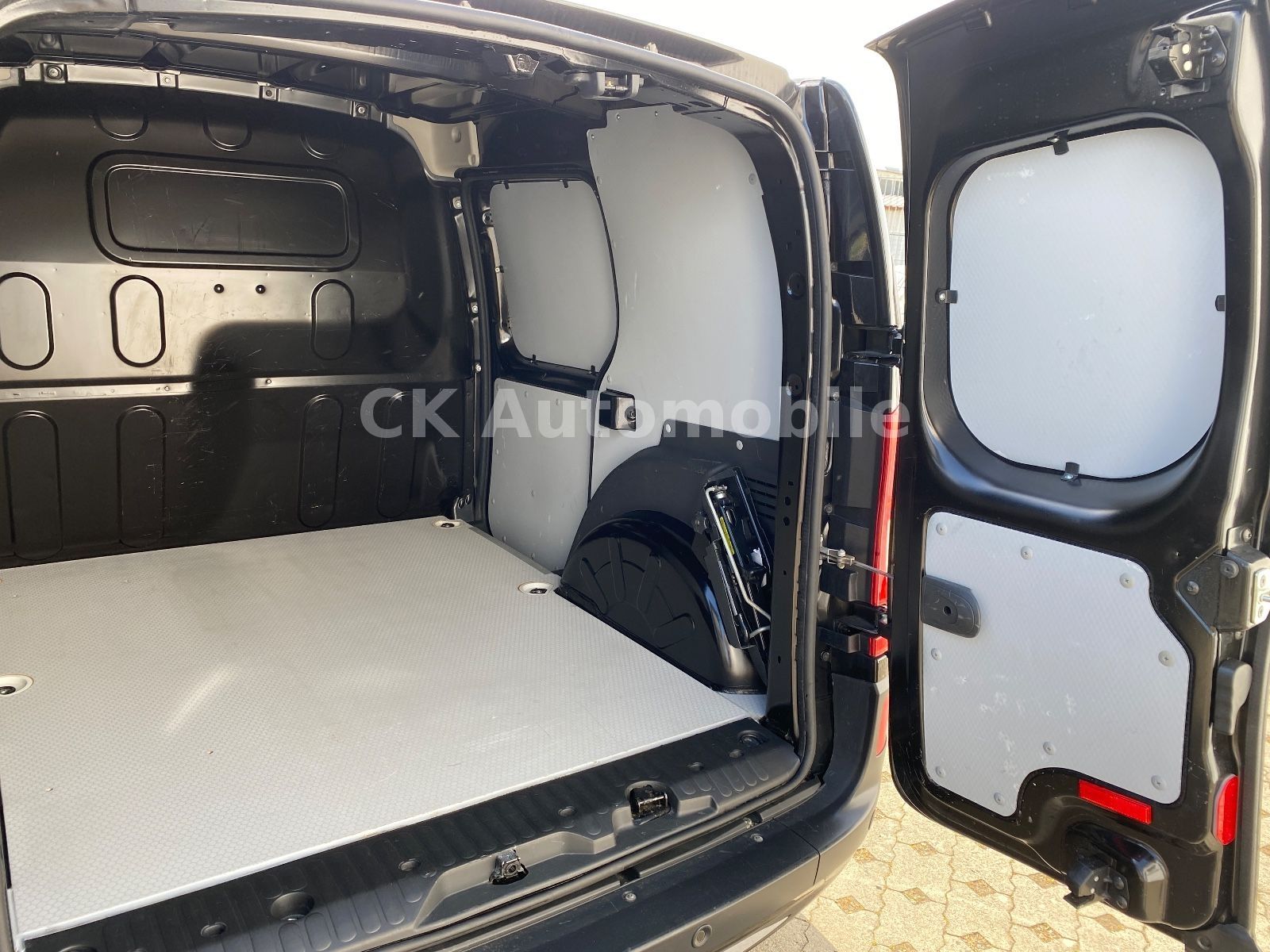 Fahrzeugabbildung Mercedes-Benz Citan 111 CDI Kasten Lang/Klima/Navi/Kamera/AHK