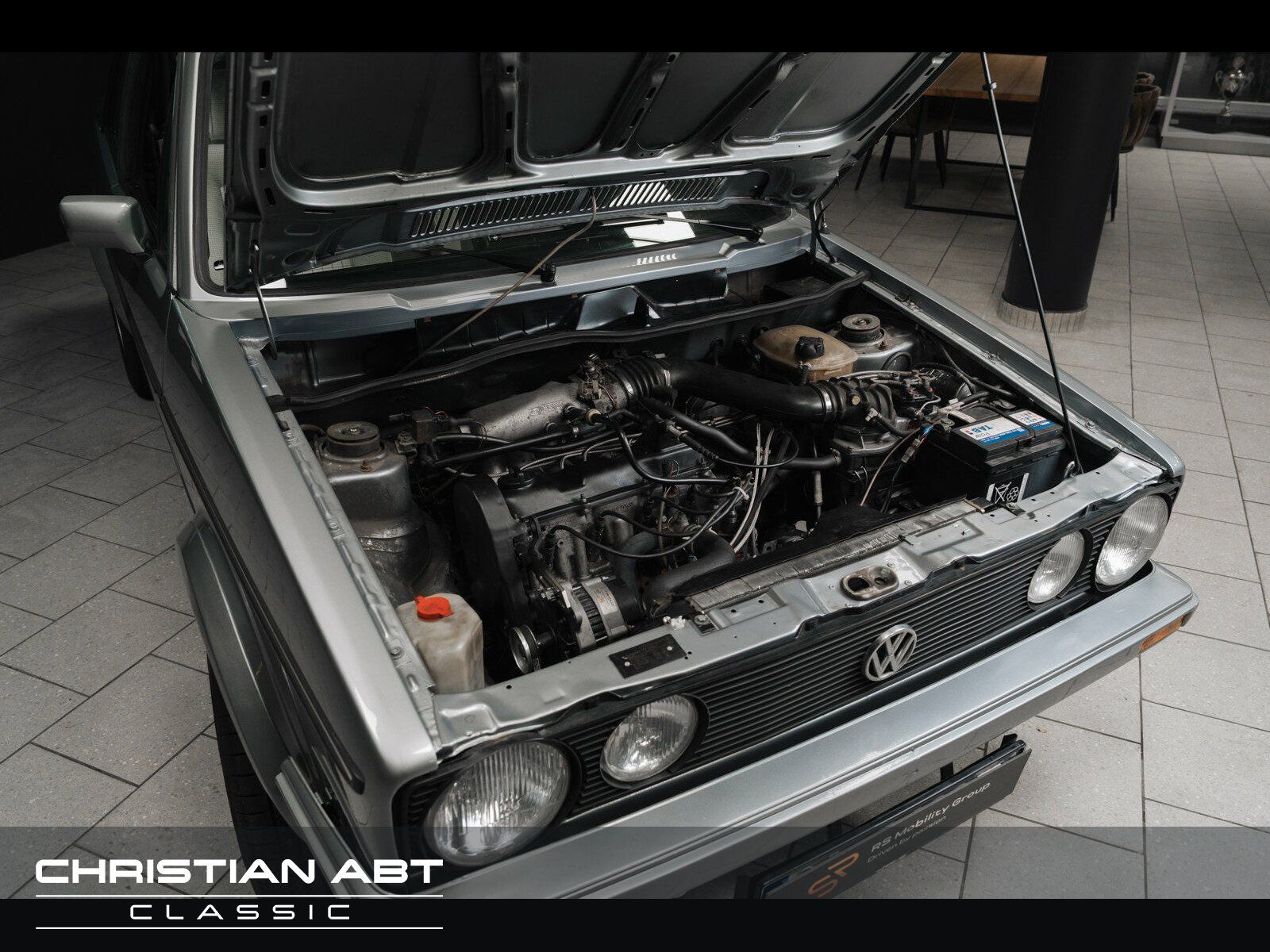 Fahrzeugabbildung Volkswagen Golf I Cabrio *NOTE 2* Cabriolet