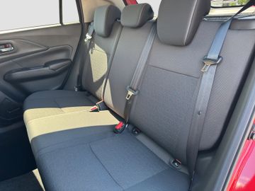 Fotografie 13 des Suzuki Swift 1.2 Dualjet Hybrid 61 kW Comfort