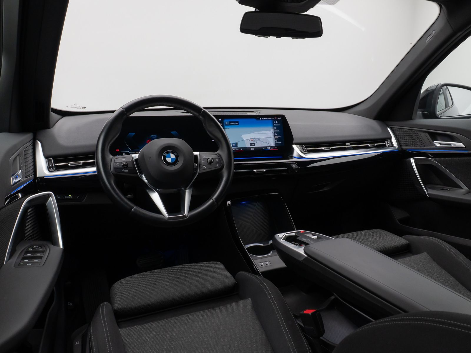 Fahrzeugabbildung BMW X1 sD18d  Kamera DAB Fernlichtassist Sport LED
