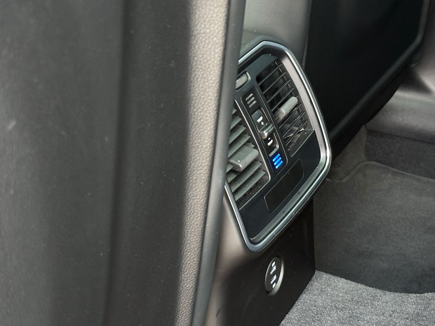 Porsche Macan S PANO PASM Sitzbelüftung foto 20