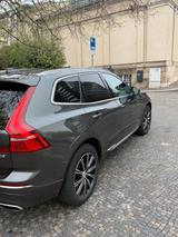 Volvo XC60 T5 AWD Momentum Geartronic Momentum - Volvo Gebrauchtwagen in Mainz