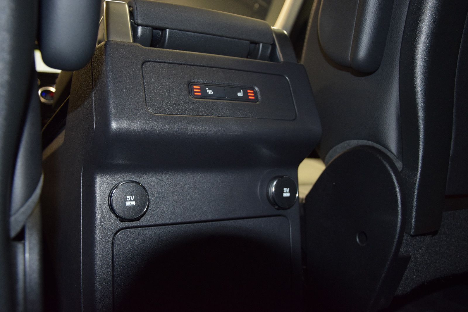 Fahrzeugabbildung Land Rover Discovery 5 HSE SDV6 Pano 7. Sitze Meridian 360°