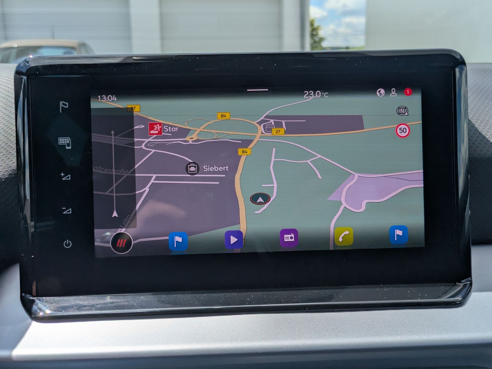 Fahrzeugabbildung SEAT Arona 1.5 TSI FR DSG AHK*ACC*LED*APP*DAB*KAMERA