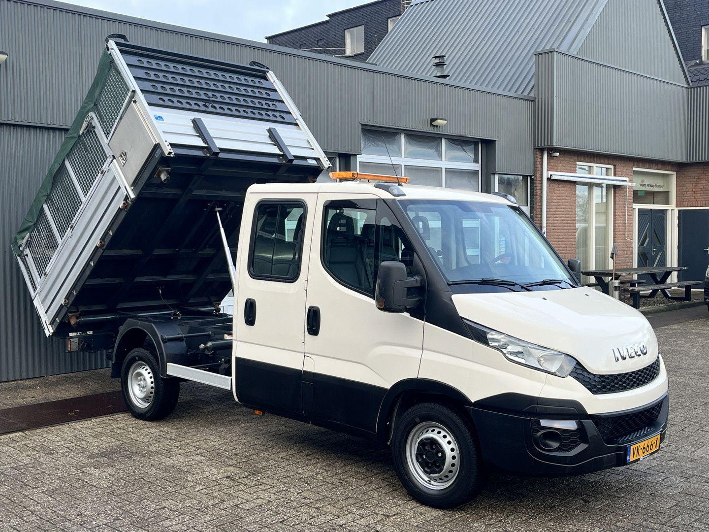 Iveco Daily 35S11D 3 zijden kipper Airco Telefoonverbi