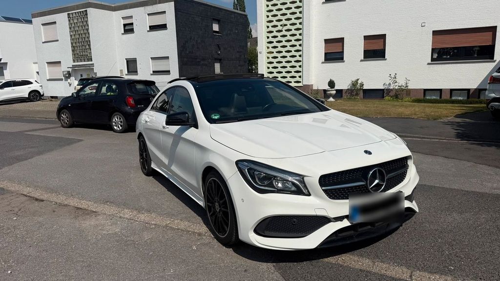 Image of Mercedes-Benz CLA 180