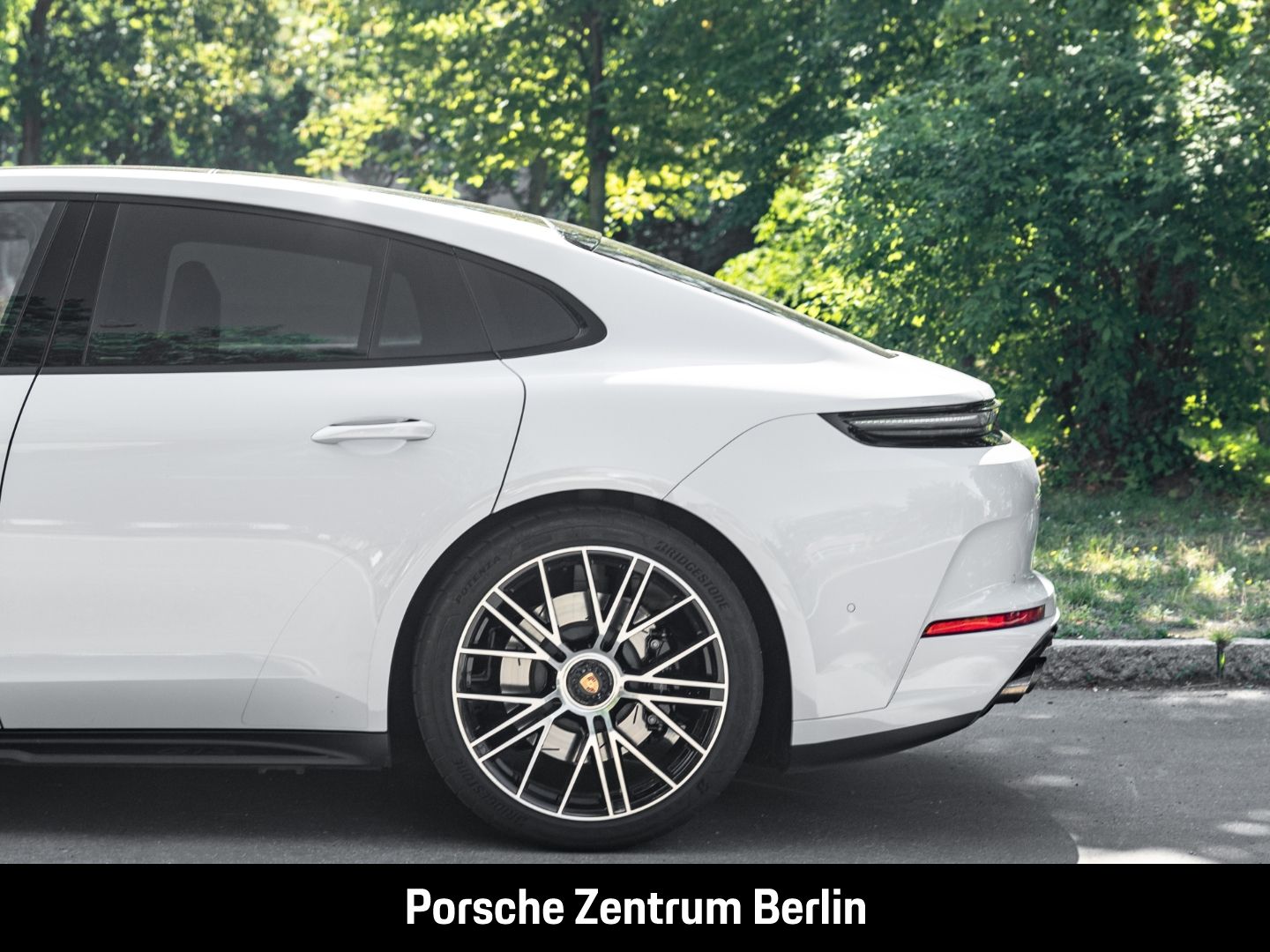 Porsche Panamera GTS Burmester HA-Lenkung InnoDrive foto 10