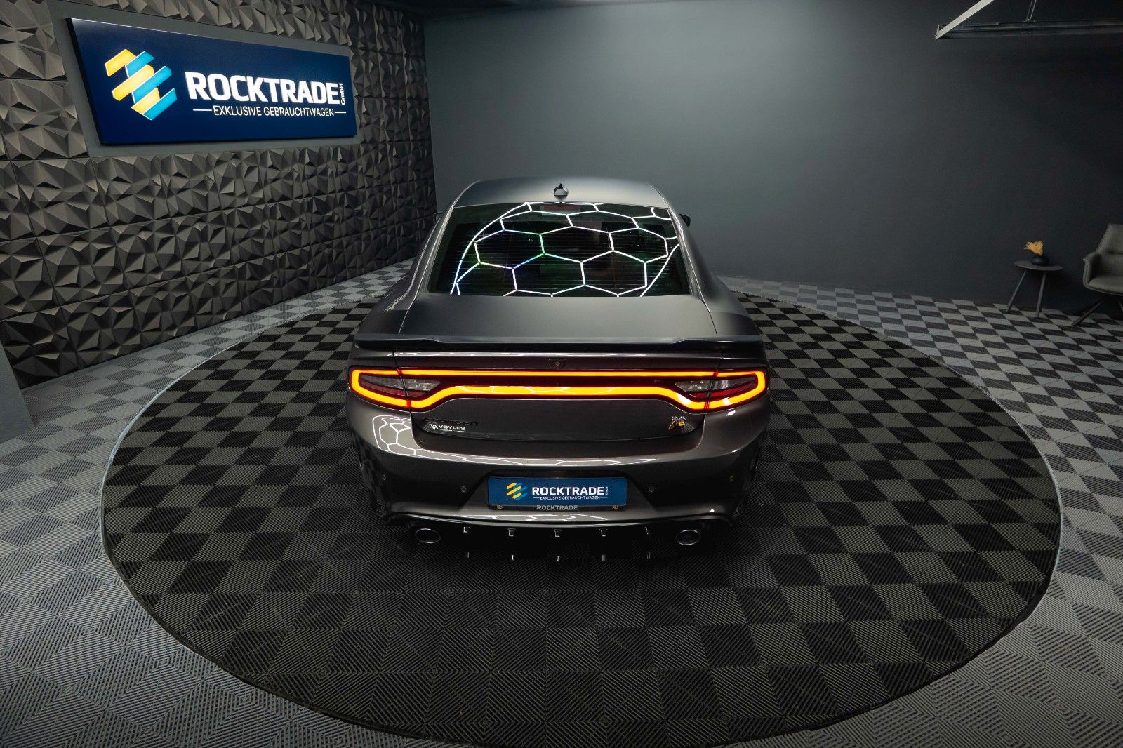 Fahrzeugabbildung Dodge Charger 6.4 V8 SRT 392 SCAT PACK Performance LED