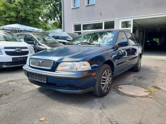 Volvo V40 /Ohne TÜV / El. Fensterheber / Klima