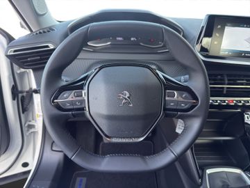 Peugeot 2008 1.2 PureTech 100 Active Kam.+Navi+SHZ+PDC