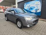 Mitsubishi Outlander ClearTec Invite 2WD * 8xALU * - Mitsubishi Outlander Invite mit Benzin-Antrieb