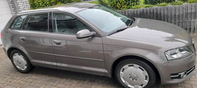 Audi A3 Sportback 1.6 TDI Attraction