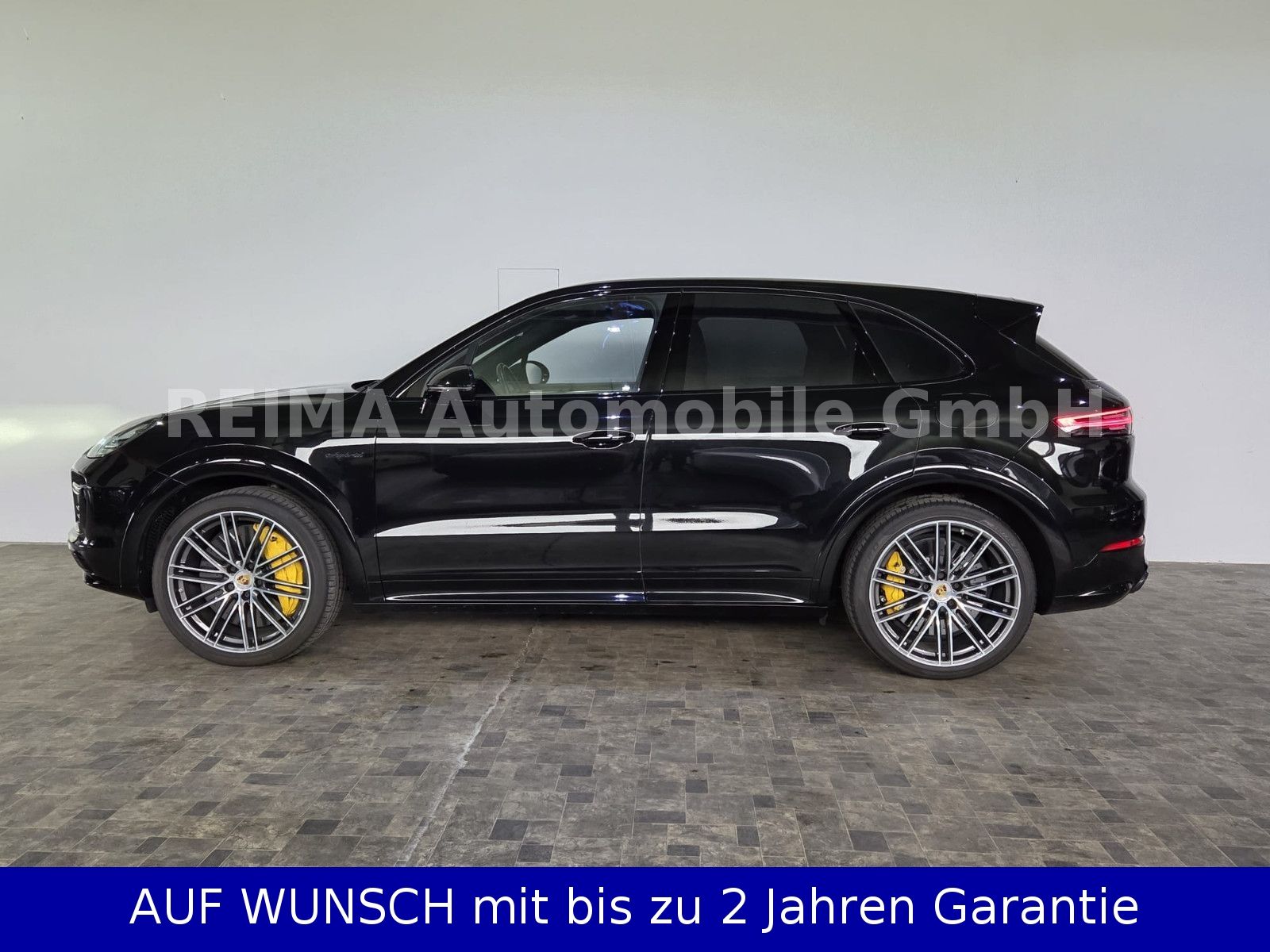 Fahrzeugabbildung Porsche Cayenne 4,0 Turbo S E-Hybrid, Pano, ACC, LED
