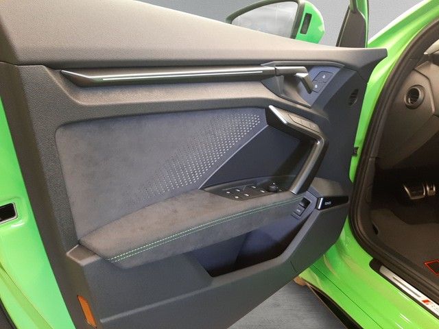 Fahrzeugabbildung Audi RS 3 Sportback Matrix SONOS Pano HUD 280kmh