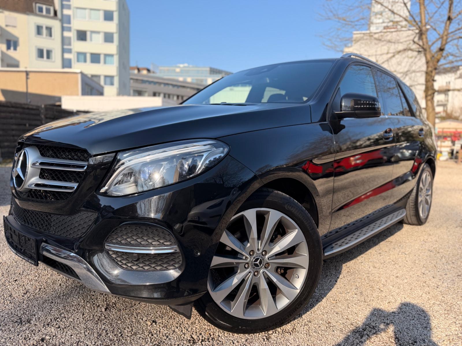 Mercedes-Benz GLE 350d 4Matic*AMG-LINE*NAVI/R-CAM/LUFT/LED*TOP