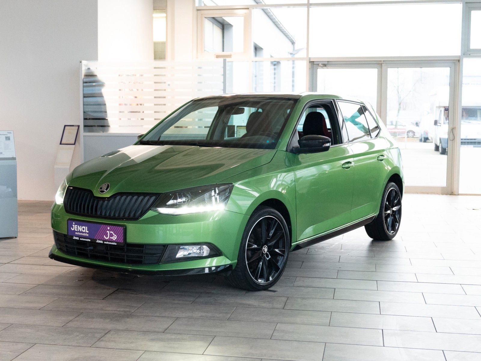 Fahrzeugabbildung SKODA Fabia Monte Carlo SHZ/BLUETOOTH/PDC HINTEN/KLIMA