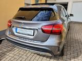 Mercedes-Benz GLA 250 4MATIC DCT -AMG-Line Panorama - Mercedes-Benz GLA-Klasse von privat