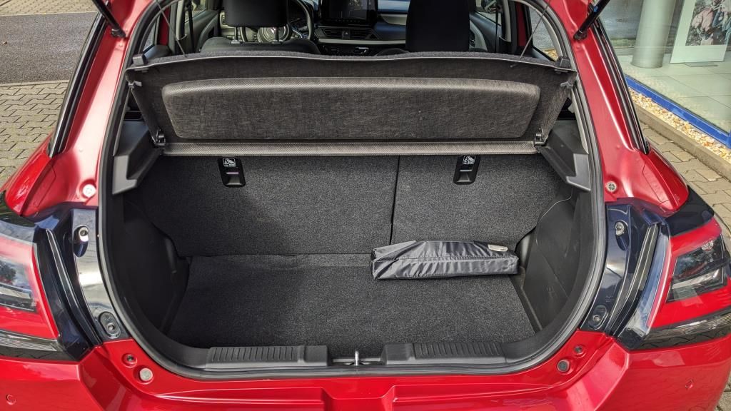Autohaus Zimpel & Franke - Suzuki SWIFT CLUB HYBRID ALLGRIP 1.2 Dualjet Hybrid 61 - Bild 7 Autohaus Zimpel & Franke - Suzuki SWIFT CLUB HYBRID ALLGRIP 1.2 Dualjet Hybrid 61 - Bild 7