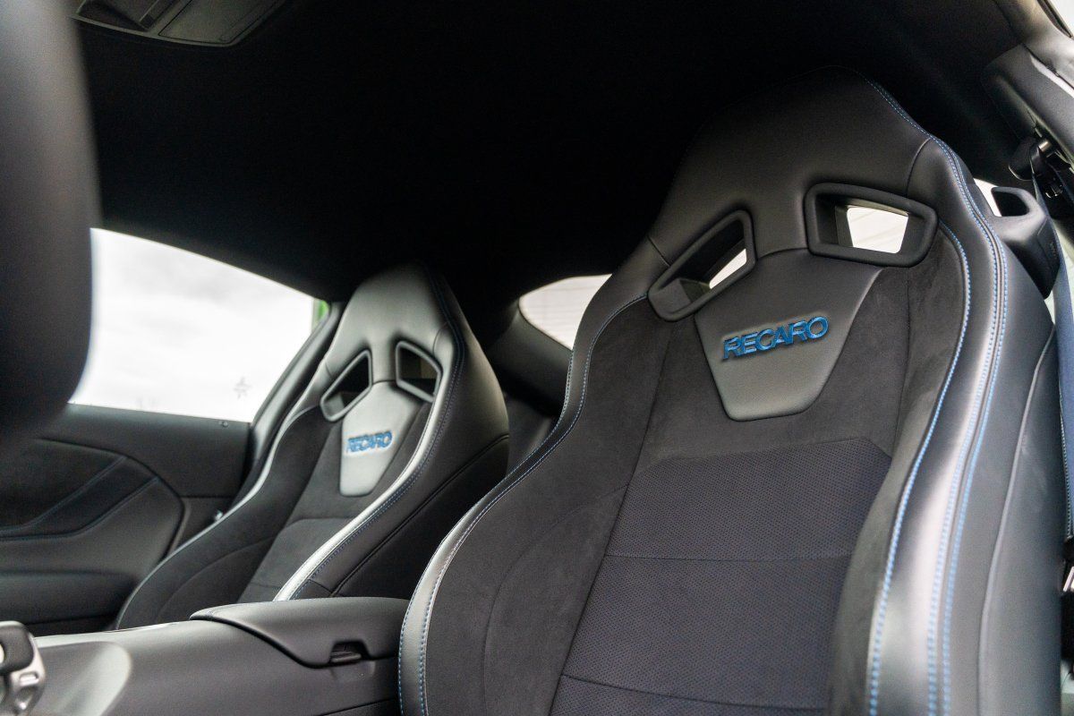 Ford Mustang (Dark Horse Recaro Styling-Paket Heckspoi)