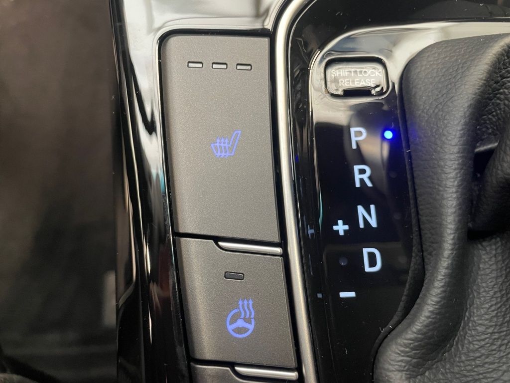 Fahrzeugabbildung Hyundai i30 FL 5-Türer (MY25) 1.5 T-GDI (140 PS) 48V 7-D