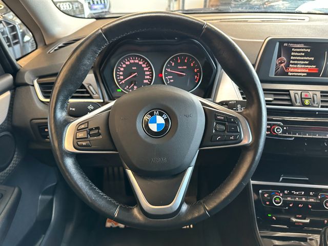 BMW 218 Active Tourer *xDrive*AHK*2-Zonen*