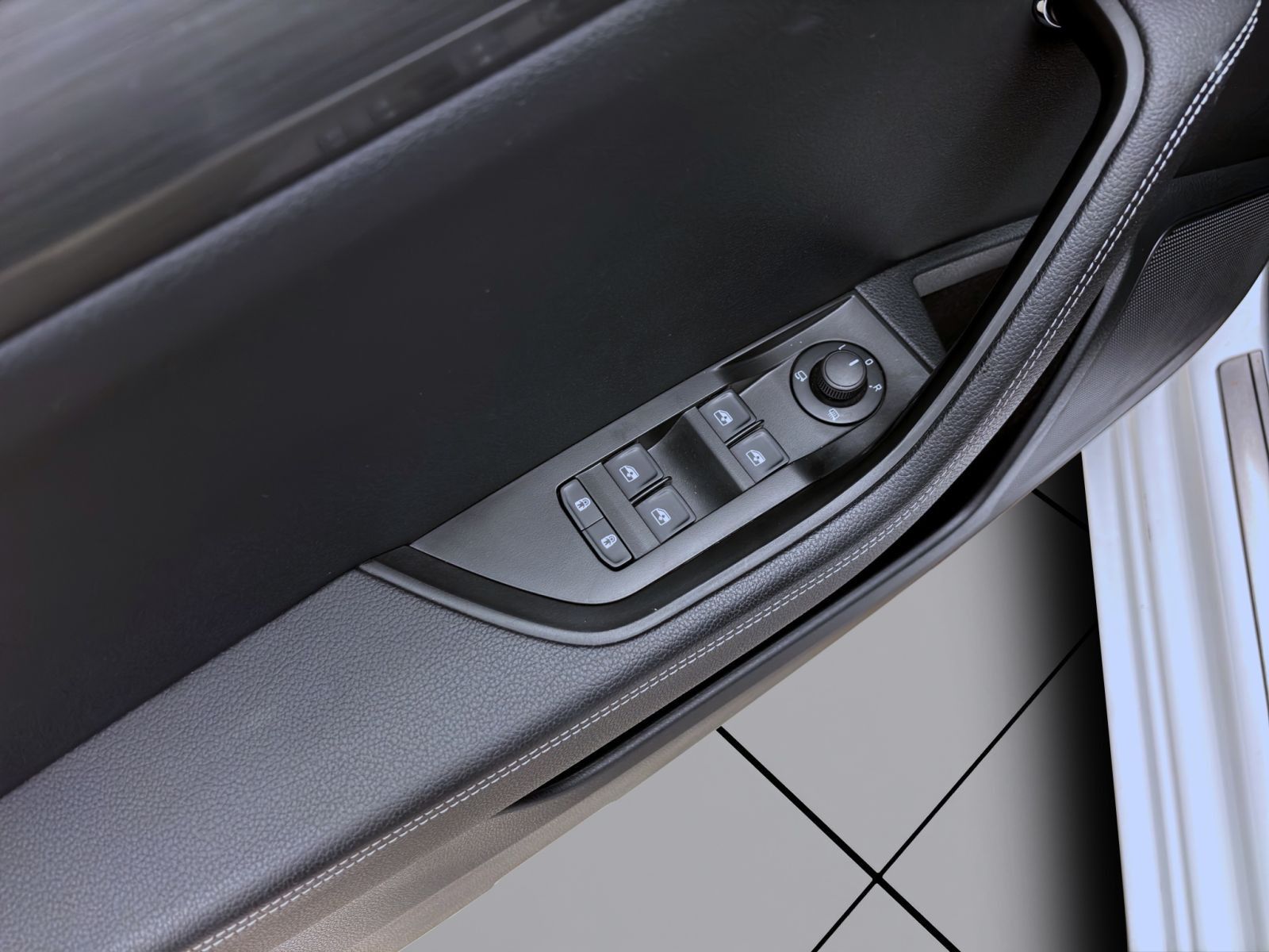 Skoda Superb - Bild 11