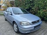 Opel Astra 2.0 16V Edition 100 TÜV NEU - Opel Astra aus 2000: Edition