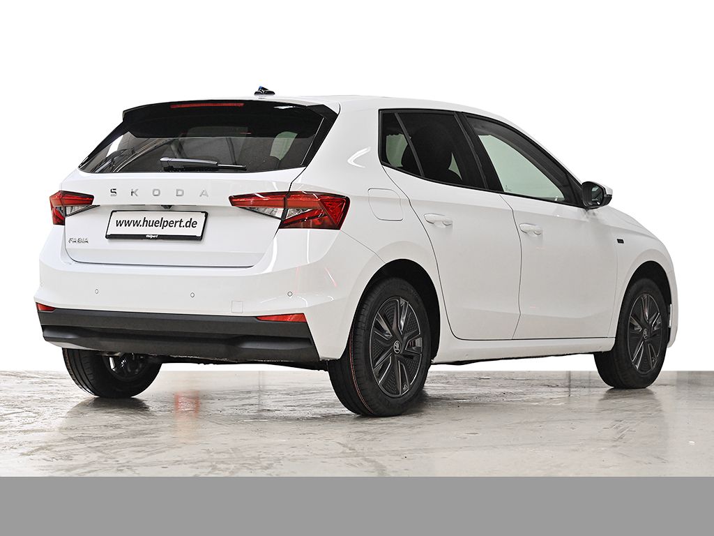 Skoda Fabia 1.5 TOUR DSG AHK KEYLESS CAM LED LM16 imagem 3