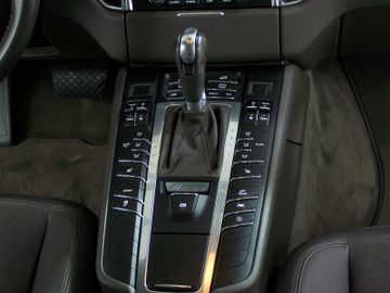 Porsche Macan - 6