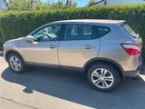 Nissan qashqai j10.  2,0. Neue TÜV - Nissan Qashqai J10 mit Diesel-Antrieb