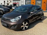 Kia Rio FIFA World Cup Edit. 109 PS *LEDER*SHZ*TEMP* - Kia Rio aus 2013