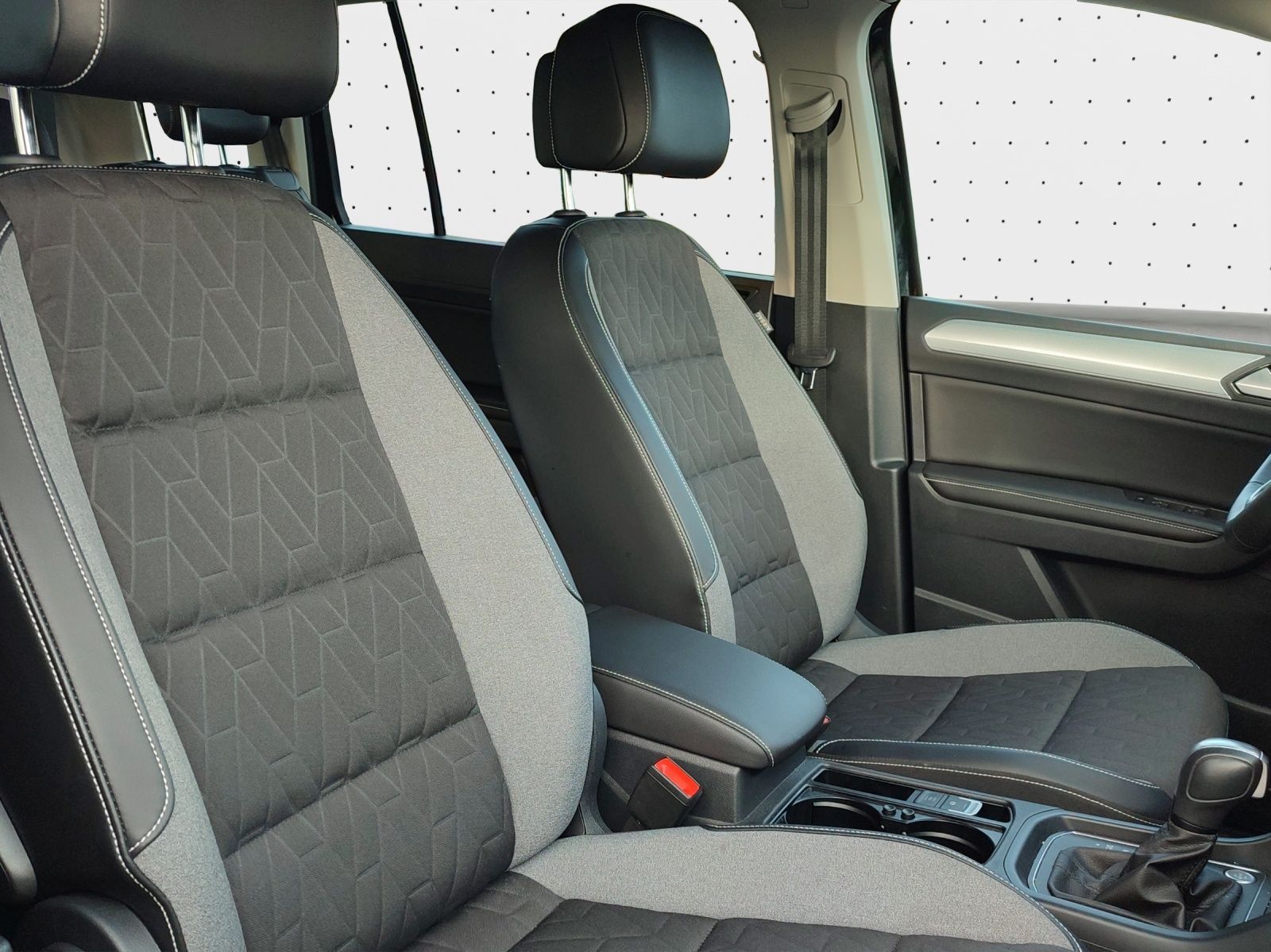 Volkswagen Touran - Bild 6