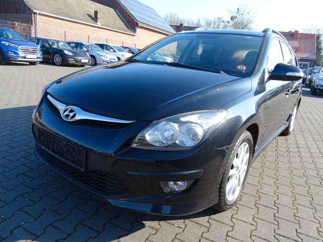 Hyundai i30 CW 1.6 CRDi 66 kW FIFA WM Edition