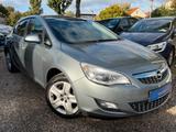 Opel Astra J Design*1.HD*Klima*SHZ*LHZ*PDC*TÜV NEU - Opel Astra aus 2011: H