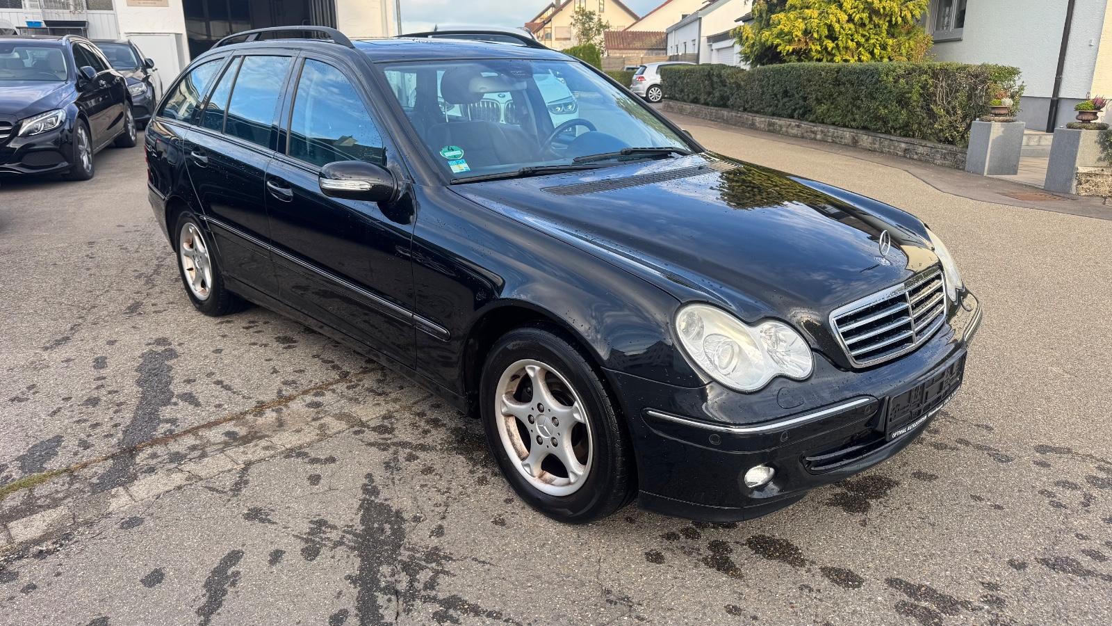 Mercedes-Benz C200 2005 — photo 7