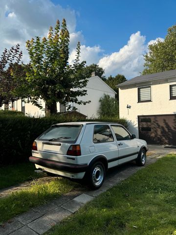 Volkswagen VW Golf GTI mk2 1988 8v 112ps